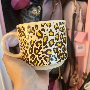 Sold Leopard mug new in box